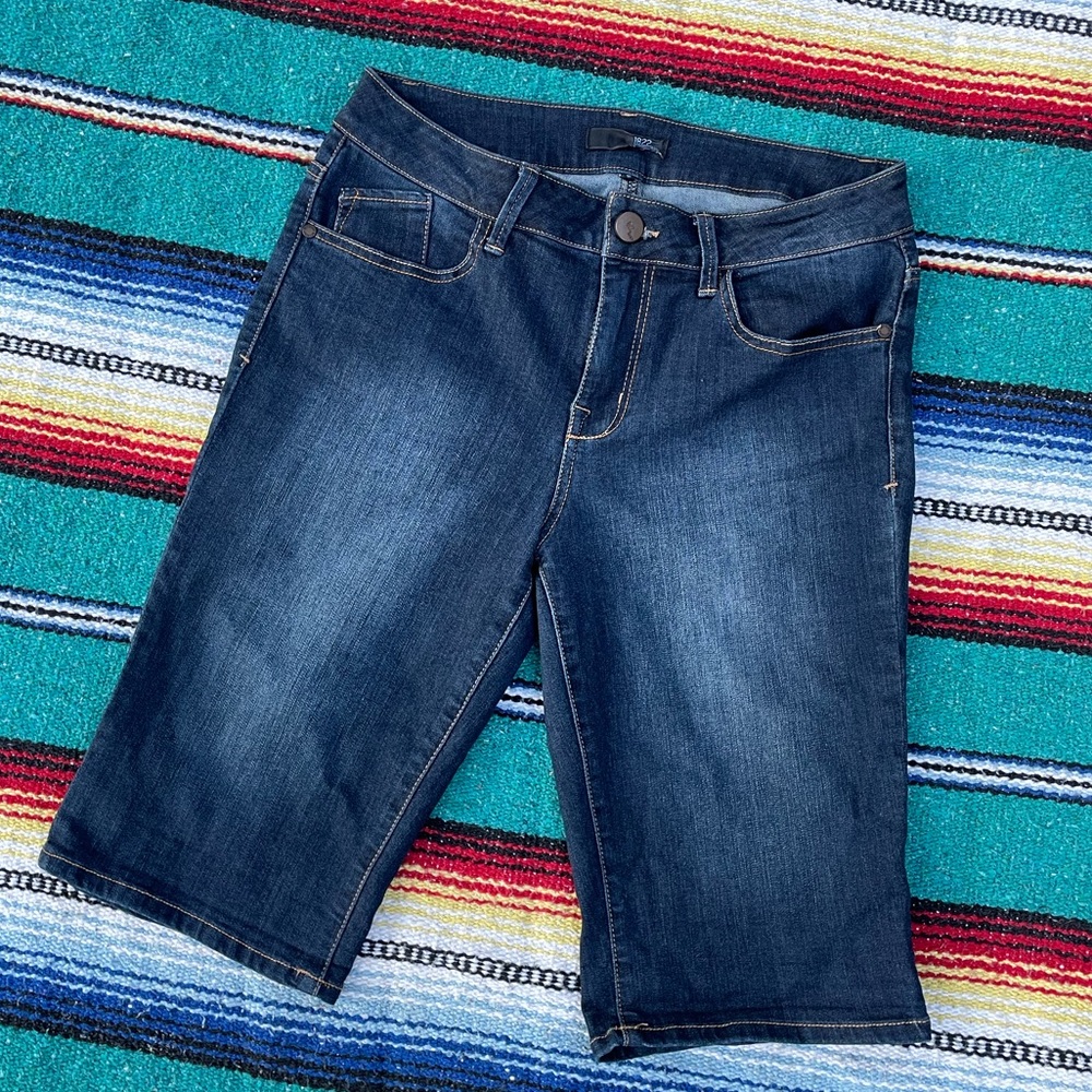 1822 Denim Jean Shorts - Size 10